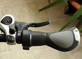 Choosing the Best Handlebar Grips for Comfort
